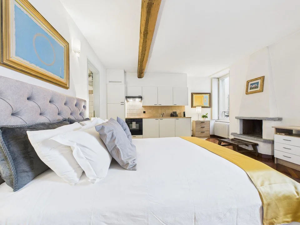 Elegante 1½-Zimmerwohnung mit Seeblick in Morcote. – Foto 7 von 11
