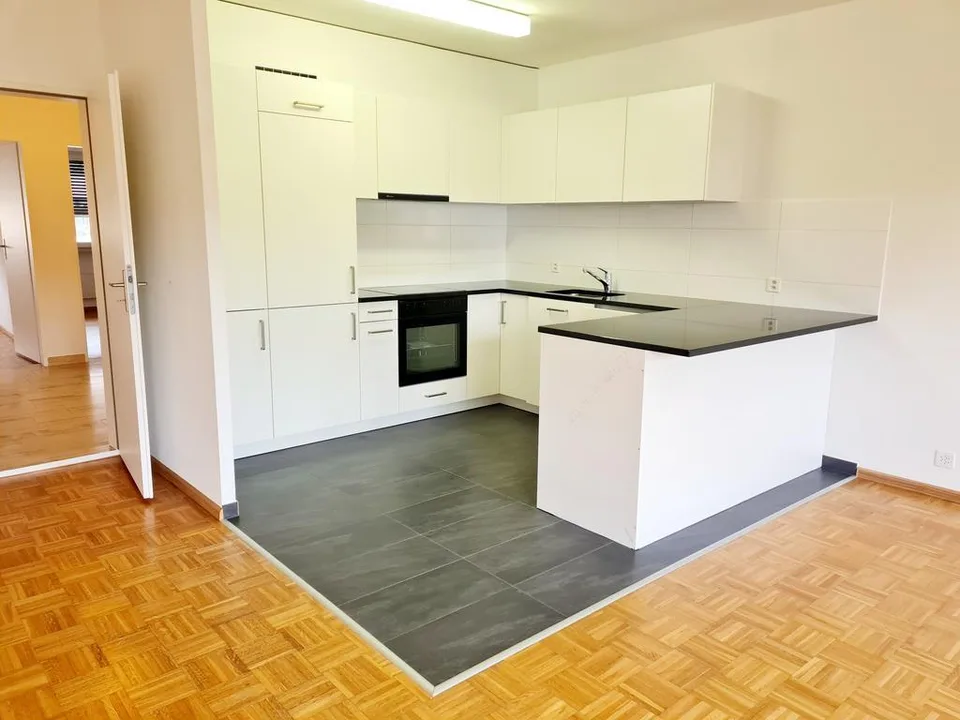 Helle 3.5-Zimmerwohnung mit Ausblick ins Grüne