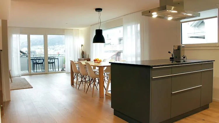 5½ ZIMMER-MAISONETTEWOHNUNG IN KONOLFINGEN (BE), MÖBLIERT, TEMPORÄR