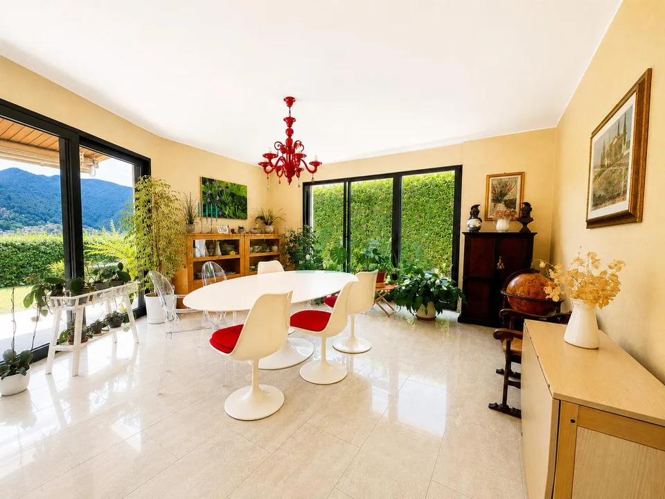 Bel appartamento 6,5 locali con giardino in tranquilla zona collinare