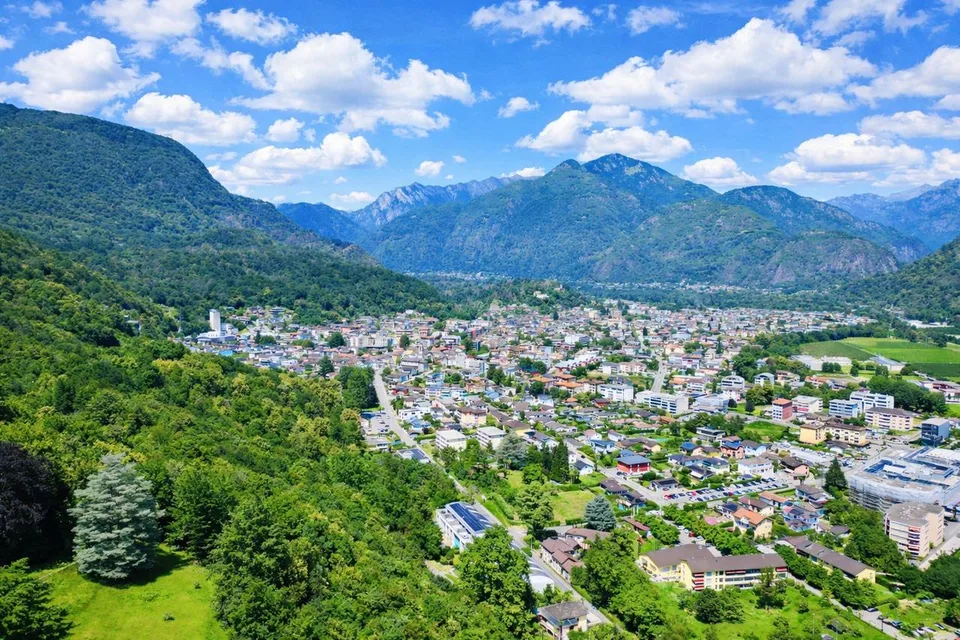 Casa vacanza ad Ascona con terrazza panoramica, vicino al centro città