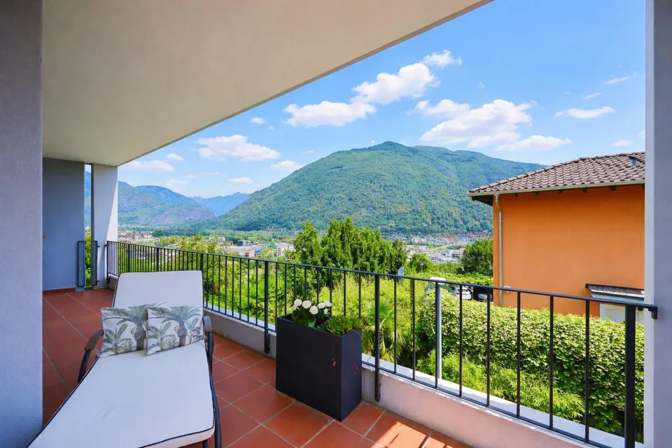 Casa vacanza ad Ascona con terrazza panoramica, vicino al centro città