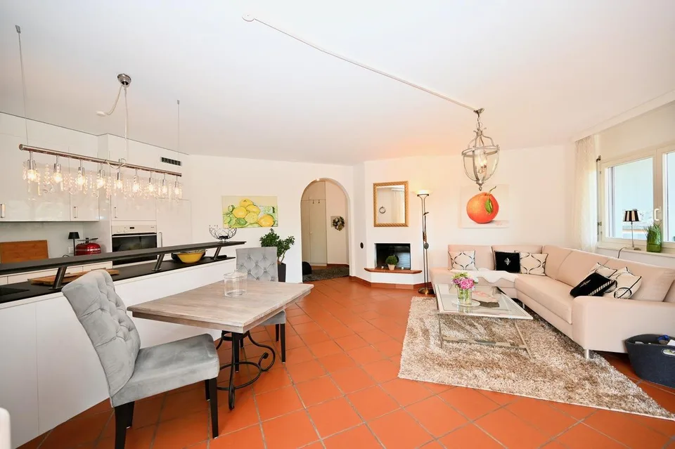 URLAUBSDOMIZIL IN ASCONA MIT PANORAMA-TERRASSE, NAHE ORTSKERN – Foto 7 von 14