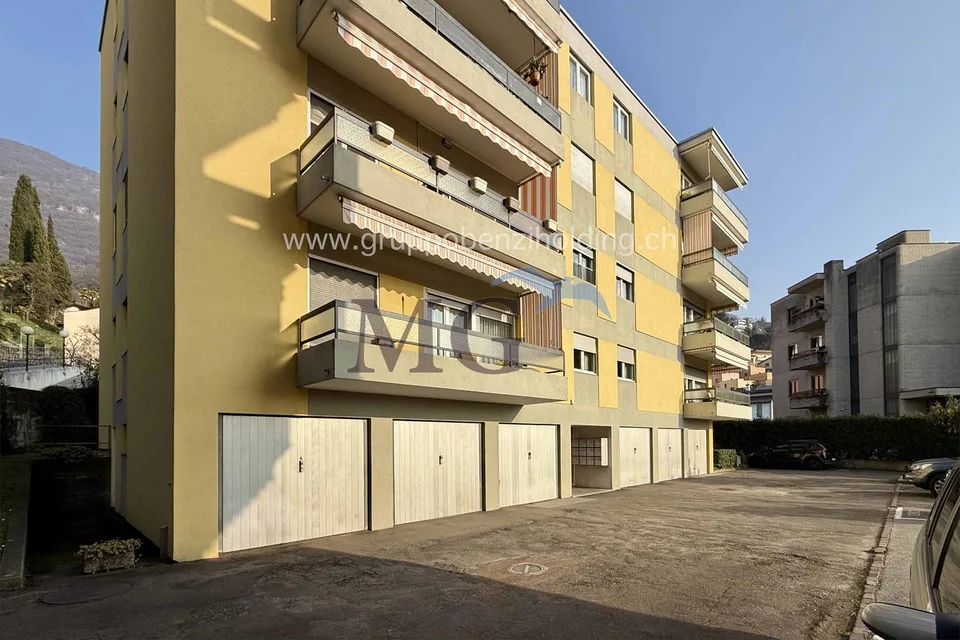 Wohnung mit 3,5 Zimmern im letzten Stock in Wohngegend – Foto 7 von 20