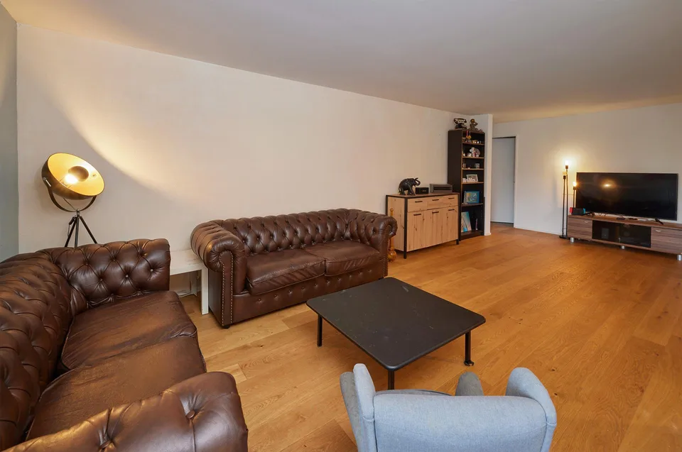 Grosszügige 4½-Zimmer Erdgeschosswohnung
