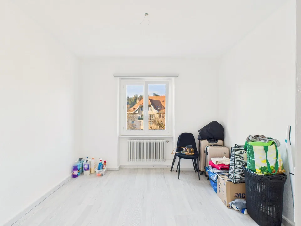 Appartement rénové de 3.5 pièces au cœur de Le Locle – calme, moder...