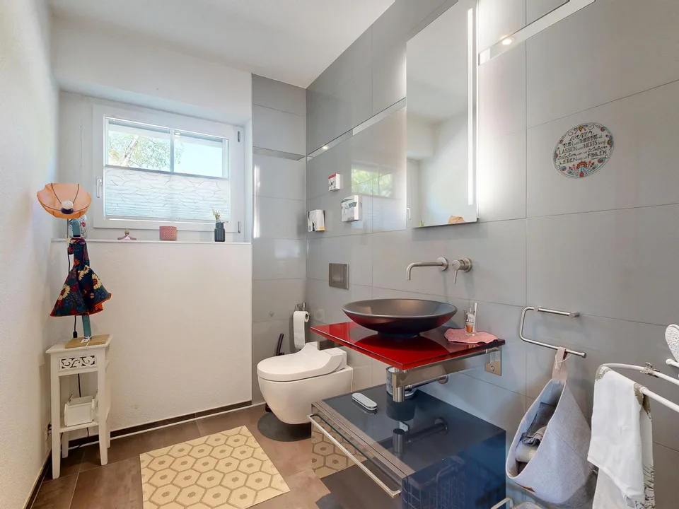 Exklusives 4.5-Zimmer Einfamilienhaus an ruhiger Lage – foto 6 di 19