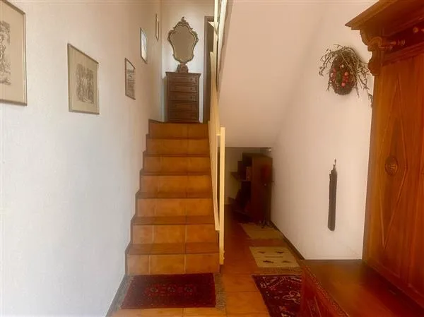 Chiasso: Einfamilienhaus 4.5 Zimmer
