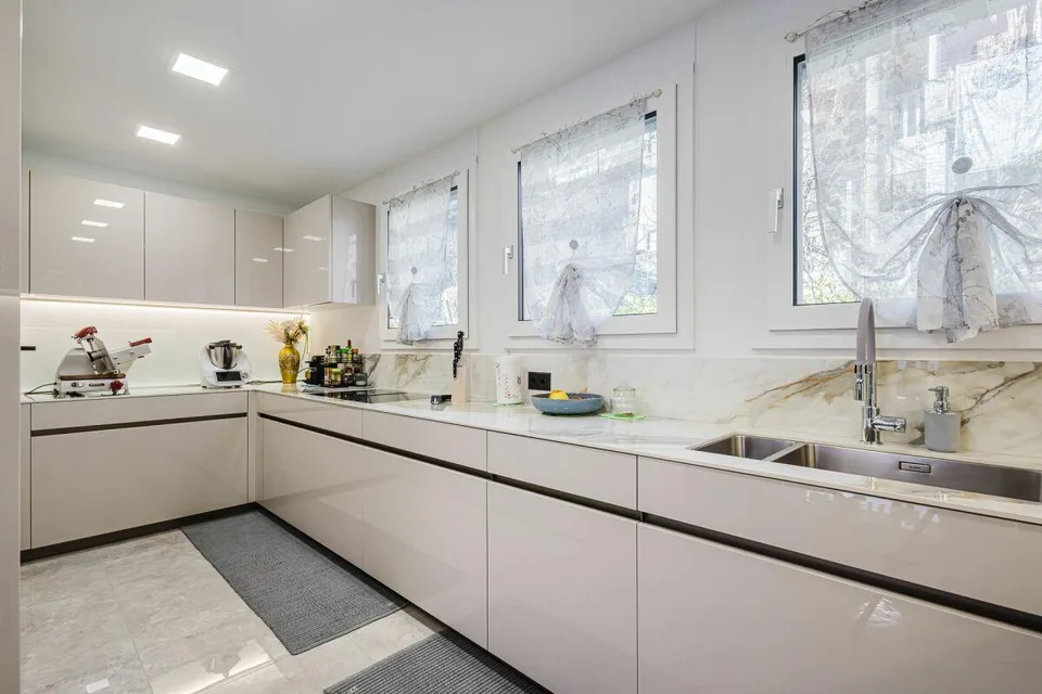 Elevated Living - Attico Panoramico con Vista Lago