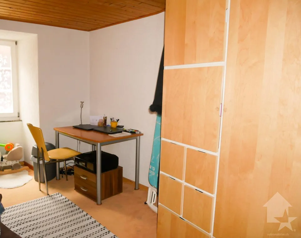 Spacieuse maison villageoise de 7.5 pièces au coeur d'Orsières – Foto 8 von 19