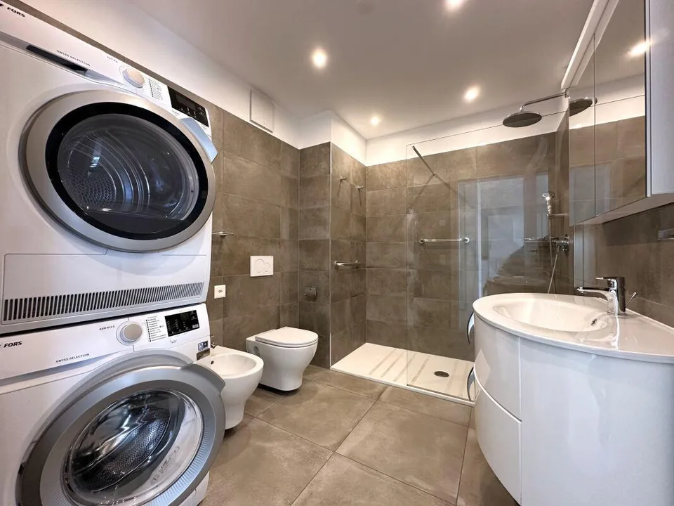 2.5-Zimmer-Wohnung in Minusio mit Seesicht