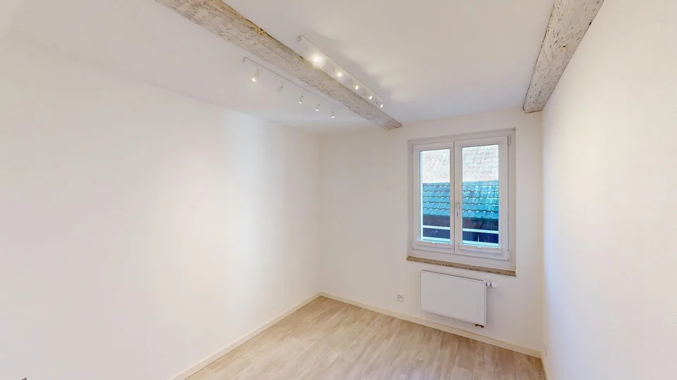 Elegantes Wohnen: Moderne trifft historischen Charme 6,5 Zimmer Freiheit für vielseitige Nutzung – Foto 8 von 13