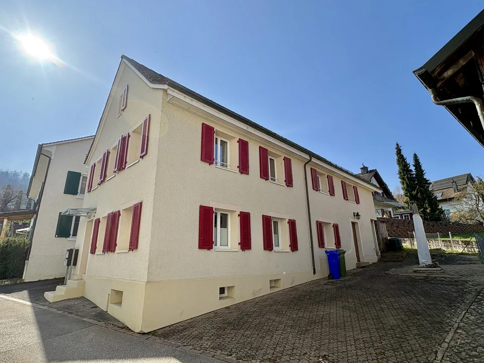 Moderne trifft historischen Charme auf 6,5 Zimmer in ruhiger Lage