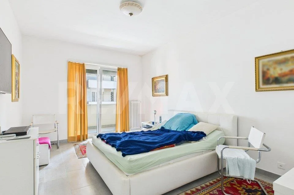 Luminoso appartamento 4.5 locali di reddito in zona centrale – photo 6 sur 9