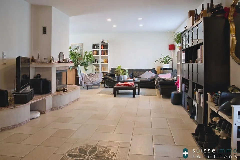 Maison unifamiliale avec jardin dans un emplacement stratégique à Rancate