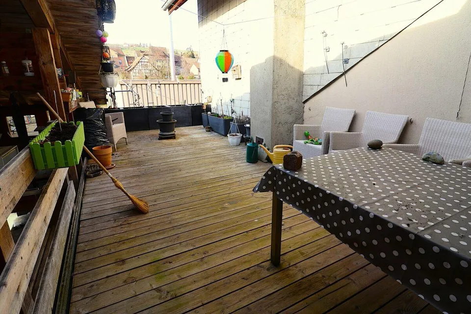 Vielseitiges 6-Zimmer-Haus mit Ausbaupotenzial – Foto 11 von 13