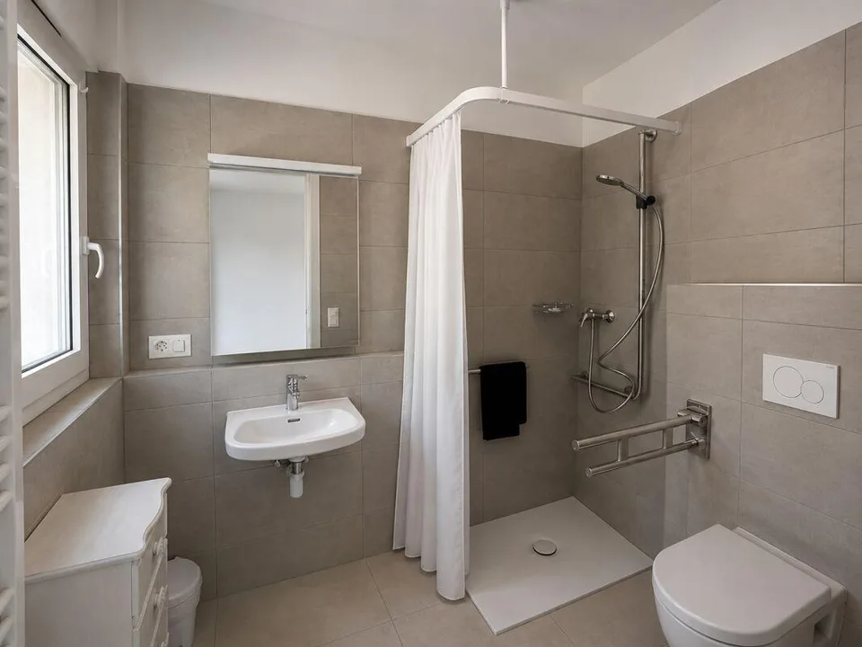 Appartement lumineux de 3,5 pièces, dernier étage et vue ouverte – photo 13 sur 16