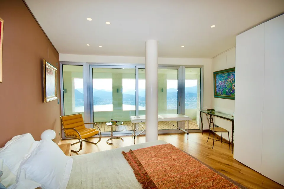 Moderno Attico Duplex di Lusso con Vista Mozzafiato sul Lago di Lugano – photo 10 of 18