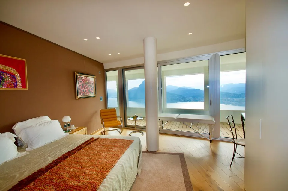 Moderno Attico Duplex di Lusso con Vista Mozzafiato sul Lago di Lugano – photo 11 of 18