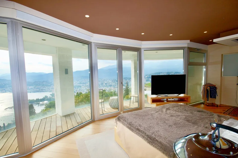 Moderno Attico Duplex di Lusso con Vista Mozzafiato sul Lago di Lugano – photo 7 of 18