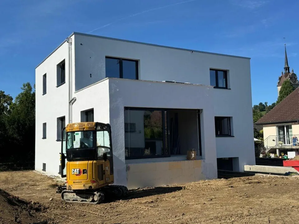 Modern - geräumig - wie neu!