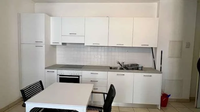 Einzimmerwohnung eingerichtet in Giubiasco mit gutem Ertrag