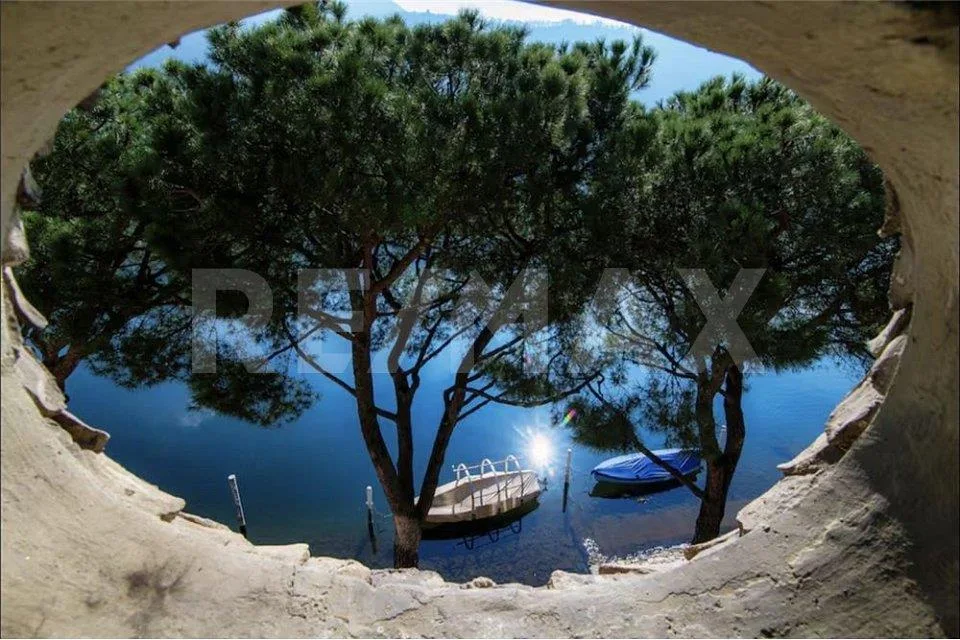 Appartamento arredato di 1½ locali con soppalco e vista sul Lago di...