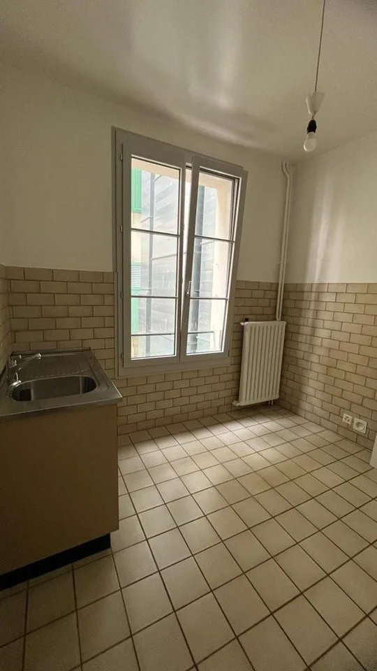 Einzigartige Gelegenheit! Geräumige Wohnung im Zentrum von Lausanne!