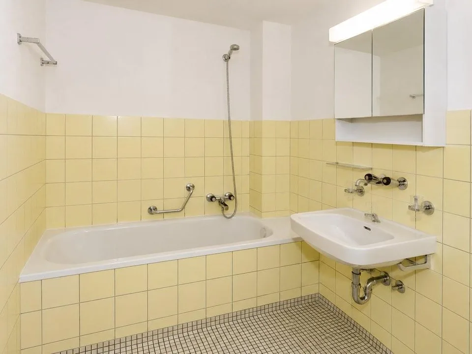 Schöne Wohnung mit Balkon