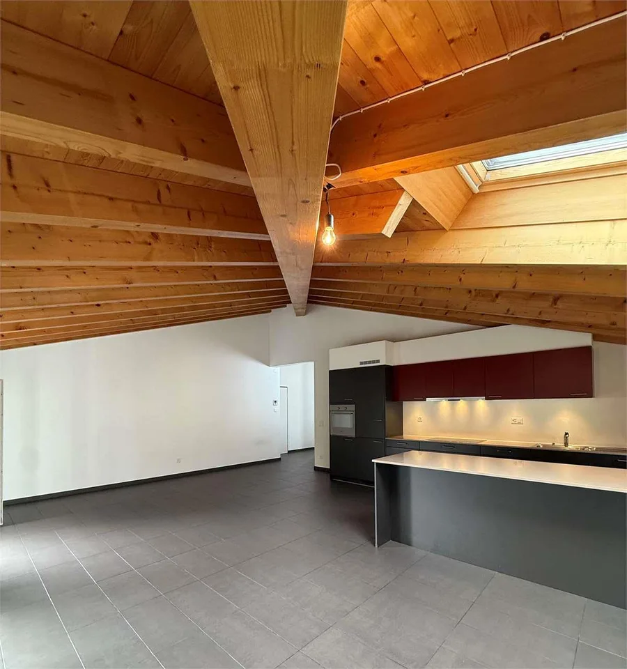 Moderne 4,5-Zimmer-Wohnung im Grünen in Cadro