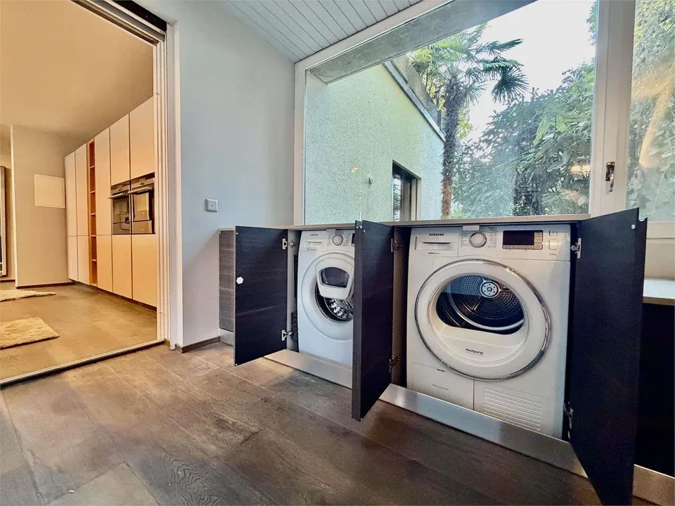 Wohnung 3.5 Zimmer mit Seeblick in Porza (Lugano) zur Miete