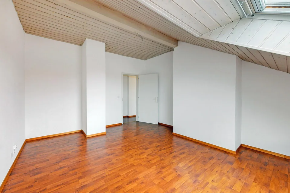 3 Zimmer Maisonette in Echallens | UrbanHome