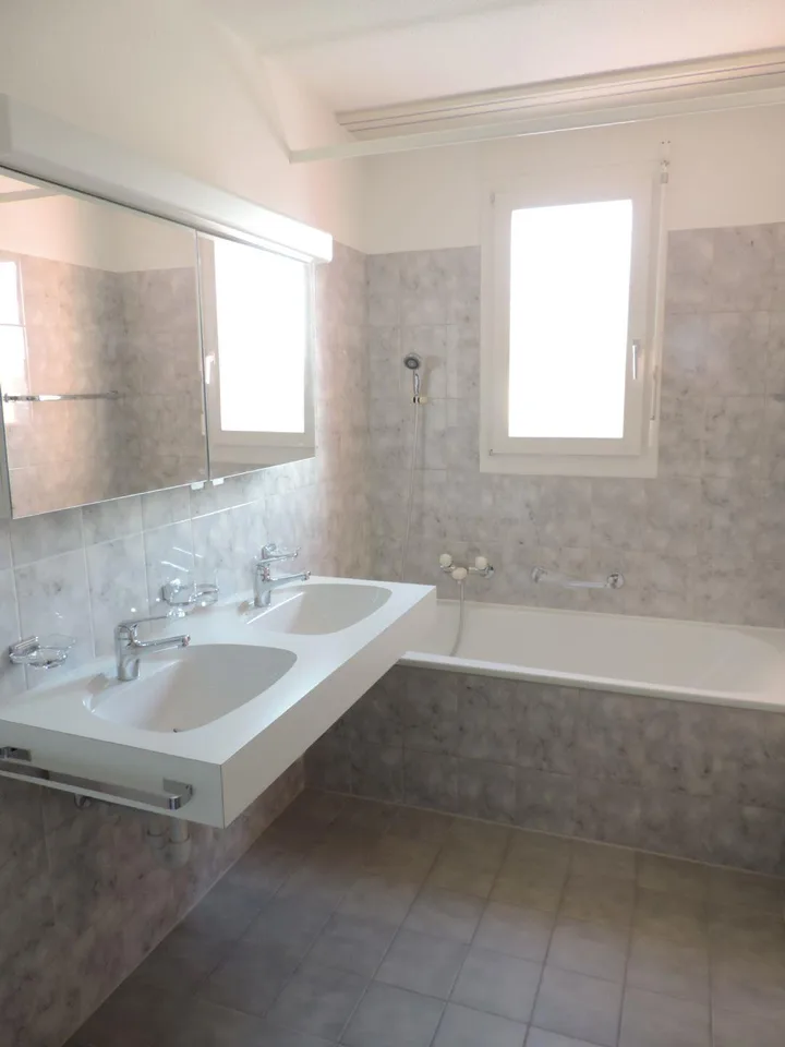 4.5-Zimmer-Dachwohnung mit grosser Terrasse – Foto 6 von 13