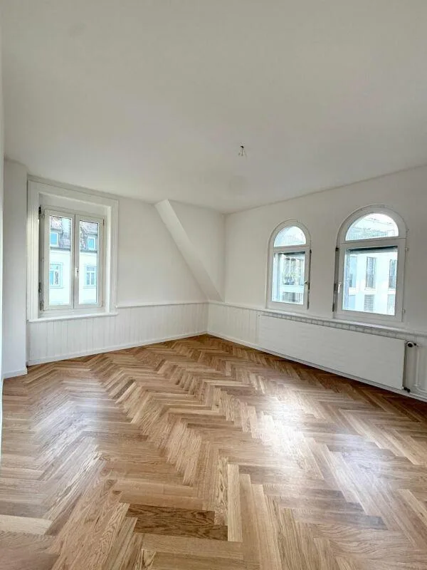 Grosszügige 4 Zimmer-Wohnung