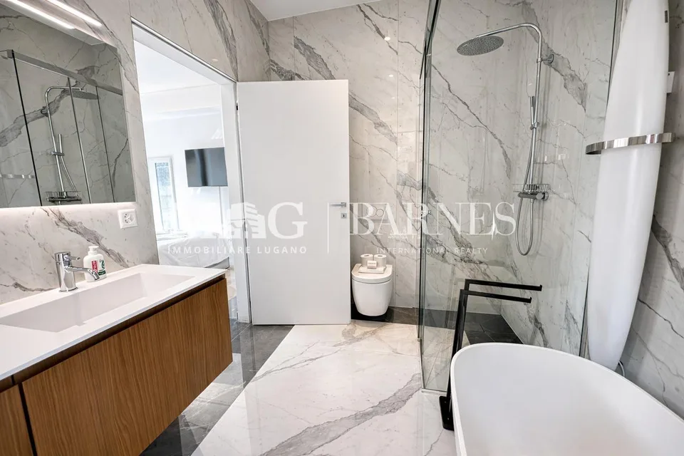 Bissone: Appartamento 3.5 locali con vista lago e terrazzo – Foto 12 von 15