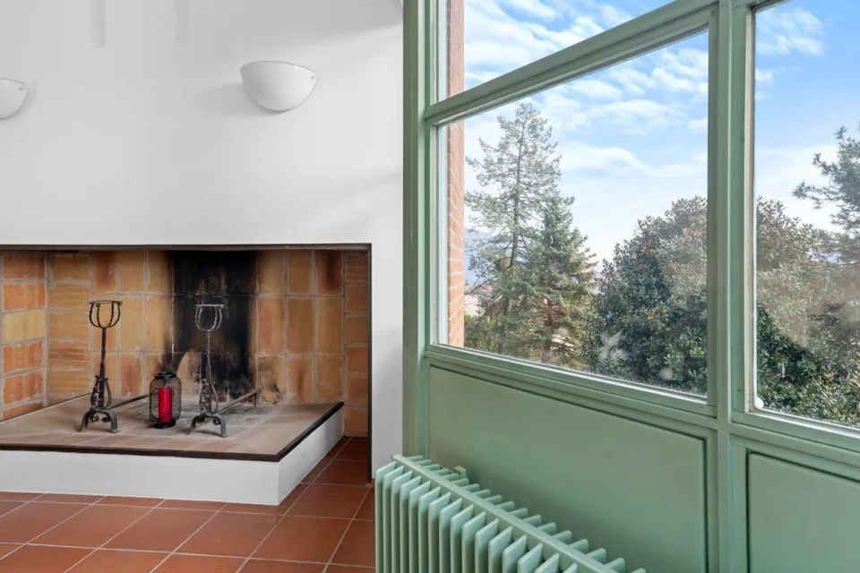 Prächtige Villa mit großem Garten und Aussicht – Foto 8 von 29