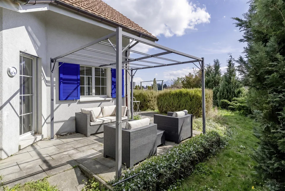 Maison ensoleillée avec espace pour de nouvelles idées