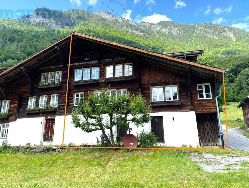 Naturnah wohnen in idyllischer Lage Gemütliche 7.5- Zimmer Haushälfte