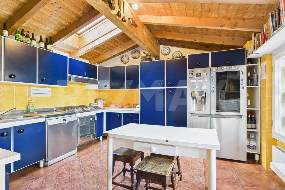 Ampia casa con vista e tanto carattere – Foto 9 von 13