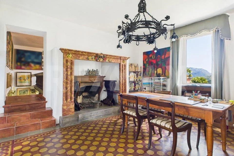 Ampia casa con vista e tanto carattere – Foto 10 von 13