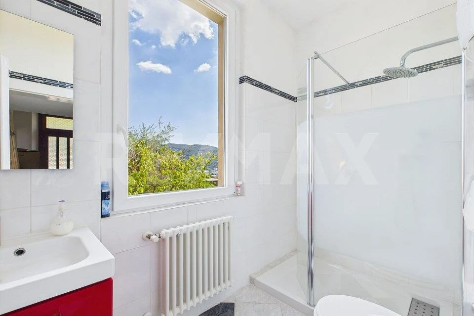 Ampia casa con vista e tanto carattere – Foto 11 von 13
