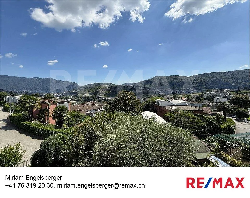 Ampia casa con vista e tanto carattere