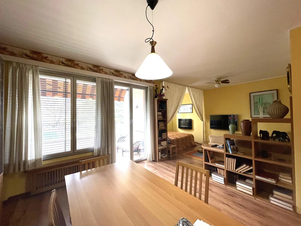 Wohnung 2.5 Zimmer mit Panoramablick auf den See