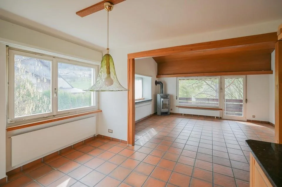 Leben auf dem Lande - Freistehendes 6.5 Zimmer-EFH