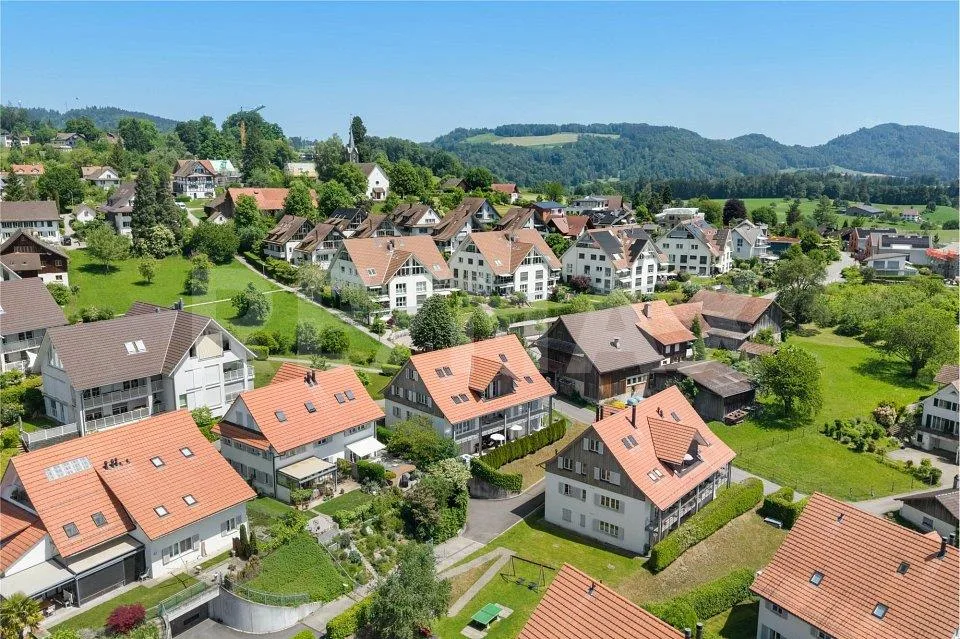 6 ½-Zimmer-Maisonettewohnung mit Bergsicht - familienfreundliches W...