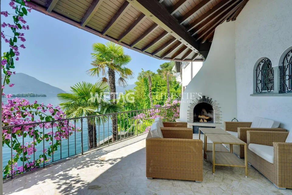 Porto Ronco: Exklusive Villa im mediterranen Stil direkt am See mit...