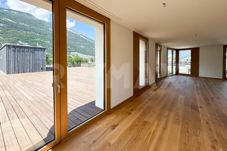 6½ Zimmerwohnung im Dachgeschoss, mit 400m² Terrasse. – Foto 8 von 13