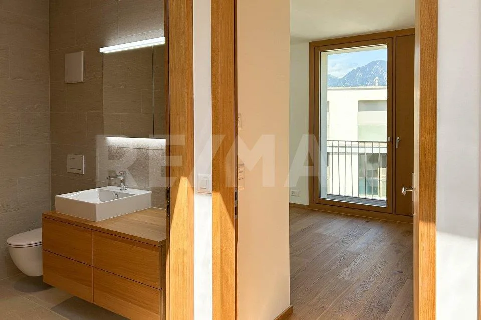6½ Zimmerwohnung im Dachgeschoss, mit 400m² Terrasse. – Foto 11 von 13