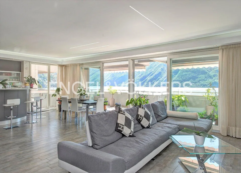 Esclusivo appartamento sul lungolago a Lugano