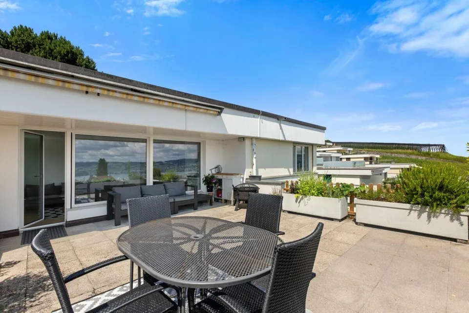 Wohnen mit herrlichem See- und Bergblick - charmantes Terrassenhaus...